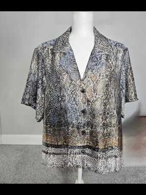 Alex & Lili Snakeskin Print Button Down Blouse Liquid Satin Short Sleeve  Size L